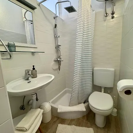 Zile Apartamento Sućuraj